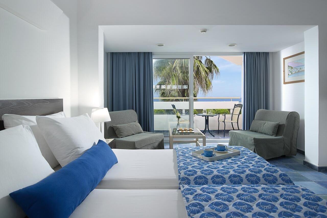 Helea Family Beach Resort Kallithéa エクステリア 写真