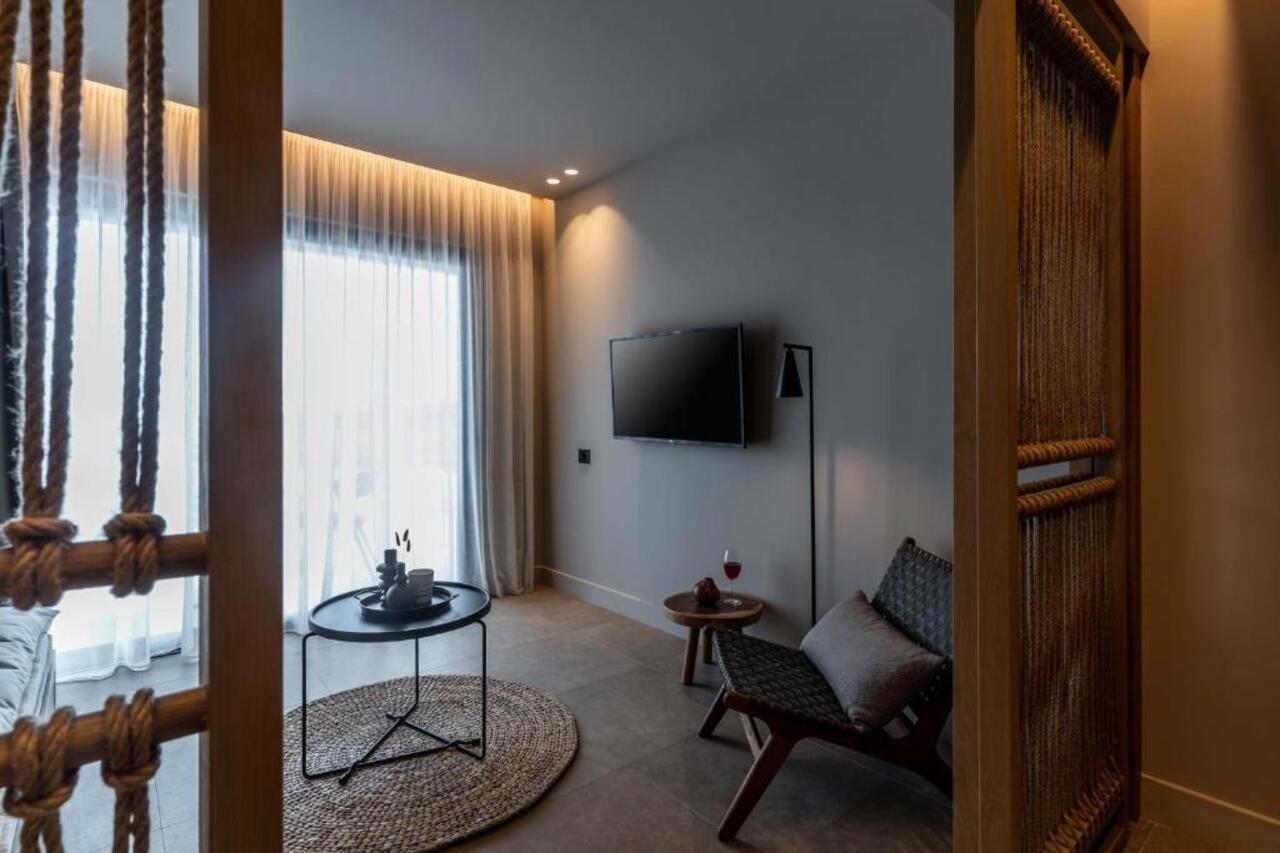 Helea Family Beach Resort Kallithéa エクステリア 写真